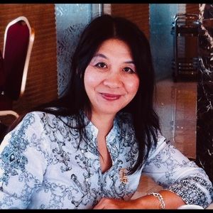 Meet your Posher, Lisa